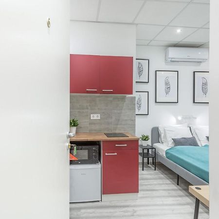 Super Central Super Small Budapest Bagian luar foto